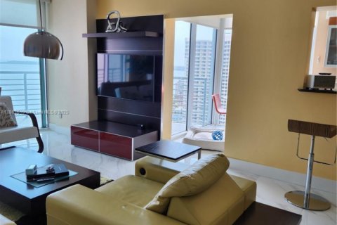 Condo in Miami, Florida, 3 bedrooms  № 1891498 - photo 11