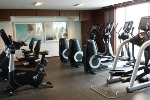 Condo in Miami, Florida, 3 bedrooms  № 1891498 - photo 28
