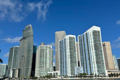 Condo in Miami, Florida, 3 bedrooms  № 1891498 - photo 23