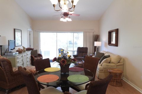 Condominio en venta en Oxford, Florida, 3 dormitorios, 119.94 m2 № 1647604 - foto 8