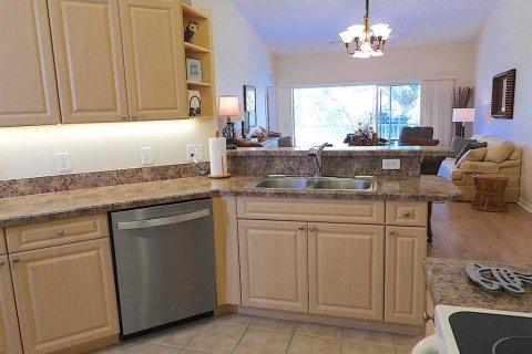 Condominio en venta en Oxford, Florida, 3 dormitorios, 119.94 m2 № 1647604 - foto 16