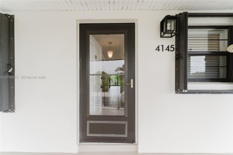 Condo in Vero Beach, Florida, 2 bedrooms  № 2429838 - photo 5