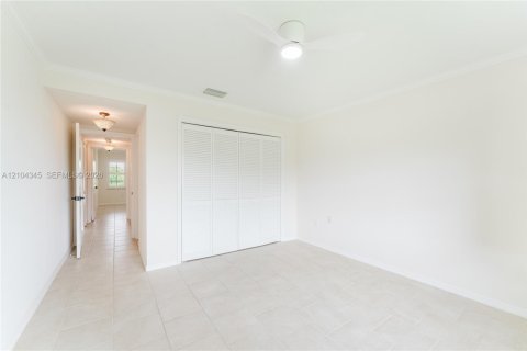 Condo in Vero Beach, Florida, 2 bedrooms  № 2429838 - photo 15