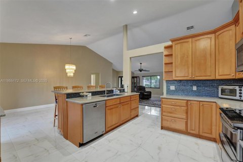 Купить виллу или дом в Дейви, Флорида 4 спальни, 209.4м2, № 2020725 - фото 24