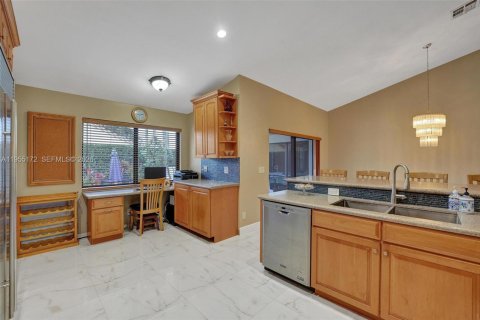 Купить виллу или дом в Дейви, Флорида 4 спальни, 209.4м2, № 2020725 - фото 20