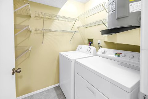 Купить кондоминиум в Палм-Харбор, Флорида 8 комнат, 101.26м2, № 2110666 - фото 15