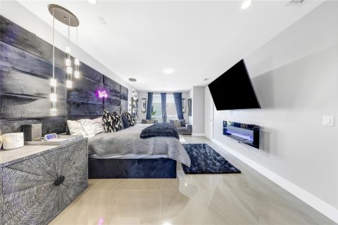 Townhouse in LANDMARK in Doral, Florida 3 bedrooms, 246.56 sq.m. № 1772571 - photo 21