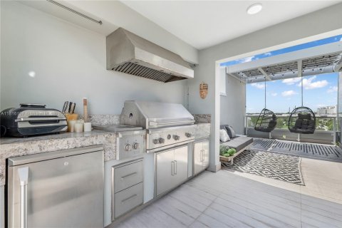 Townhouse in LANDMARK in Doral, Florida 3 bedrooms, 246.56 sq.m. № 1772571 - photo 5