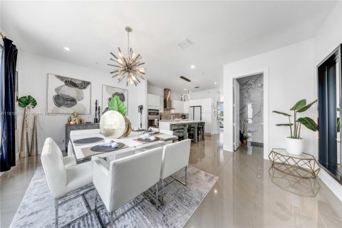 Townhouse in LANDMARK in Doral, Florida 3 bedrooms, 246.56 sq.m. № 1772571 - photo 18