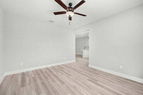 Villa ou maison à vendre à Vero Beach, Floride: 3 chambres, 176.7 m2 № 2245894 - photo 16