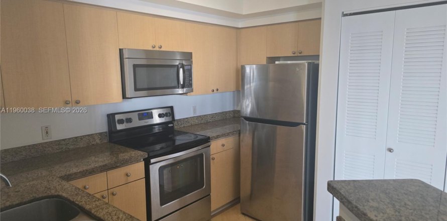 Condo à Hollywood, Floride, 2 chambres  № 2020287
