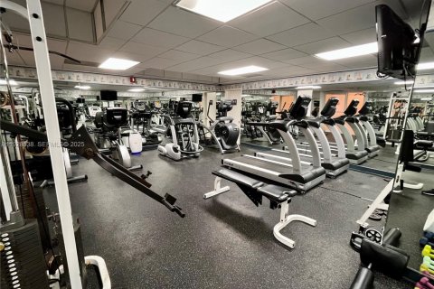 Condominio en alquiler en Miami Beach, Florida, 52.58 m2 № 1987054 - foto 29