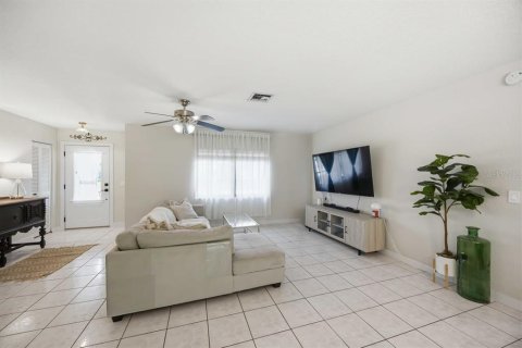 Villa ou maison à vendre à Port Charlotte, Floride: 2 chambres, 96.8 m2 № 2147973 - photo 8