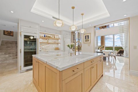 Condo in Hollywood, Florida, 3 bedrooms  № 2174278 - photo 10