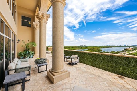 Condo in Hollywood, Florida, 3 bedrooms  № 2174278 - photo 21