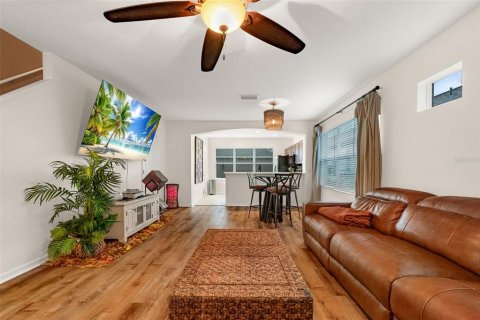 Casa en venta en Parrish, Florida, 2 dormitorios, 137.5 m2 № 1906431 - foto 4