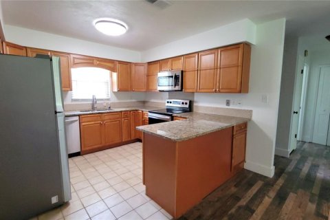 Duplex à vendre à DeLand, Floride: 2 chambres, 98.85 m2 № 1796151 - photo 3