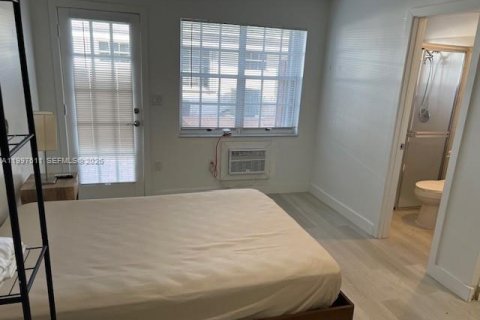 Copropriété à louer à Hallandale Beach, Floride: 26.48 m2 № 2063124 - photo 5