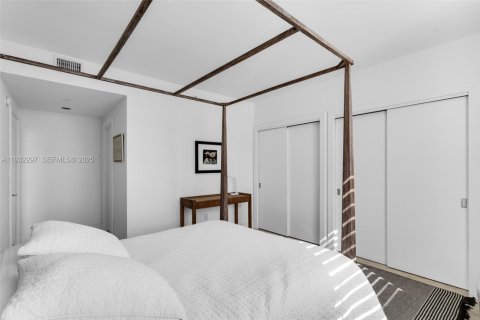 Condo in Key Biscayne, Florida, 3 bedrooms  № 1991040 - photo 27