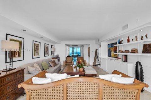 Condo in Key Biscayne, Florida, 3 bedrooms  № 1991040 - photo 7