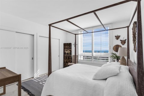 Condo in Key Biscayne, Florida, 3 bedrooms  № 1991040 - photo 26