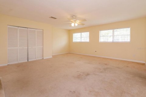House in Orlando, Florida 3 bedrooms, 154.03 sq.m. № 2223390 - photo 11