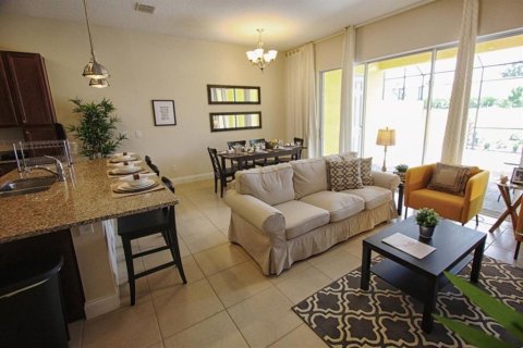 Townhouse in Davenport, Florida 3 bedrooms, 164.53 sq.m. № 1409685 - photo 10