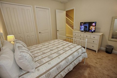 Townhouse in Davenport, Florida 3 bedrooms, 164.53 sq.m. № 1409685 - photo 18