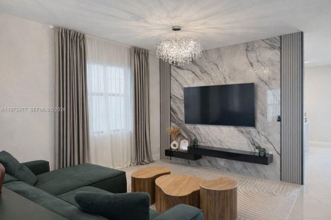 Casa en alquiler en Miami, Florida, 3 dormitorios, 197.32 m2 № 2033419 - foto 3