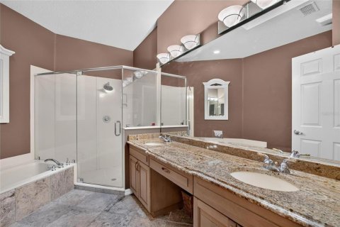 Condo in Plant City, Florida, 2 bedrooms  № 2386504 - photo 30