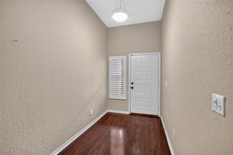 Condo in Plant City, Florida, 2 bedrooms  № 2386504 - photo 11