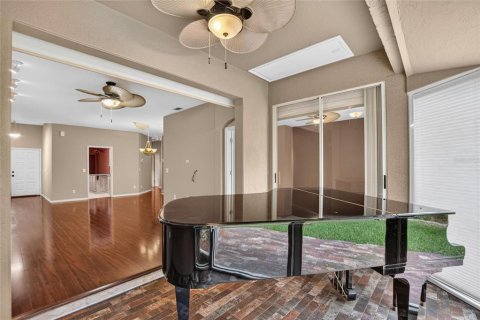 Condo in Plant City, Florida, 2 bedrooms  № 2386504 - photo 20