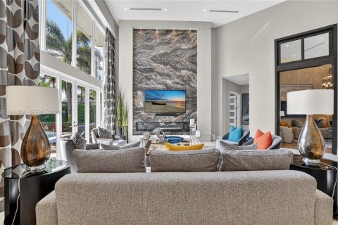 House in Boca Raton, Florida 4 bedrooms № 2007772 - photo 12