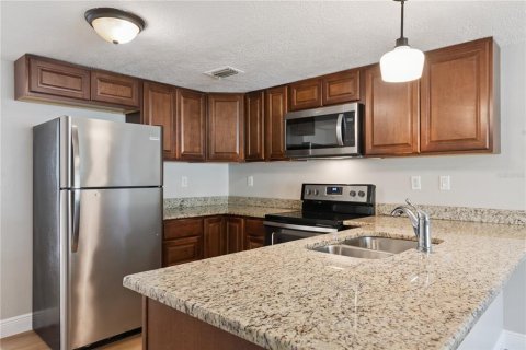 Villa ou maison à vendre à Apopka, Floride: 4 chambres, 127.09 m2 № 2288100 - photo 22