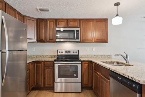 Villa ou maison à vendre à Apopka, Floride: 4 chambres, 127.09 m2 № 2288100 - photo 19