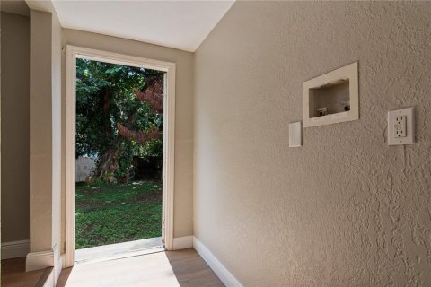 Villa ou maison à vendre à Apopka, Floride: 4 chambres, 127.09 m2 № 2288100 - photo 6