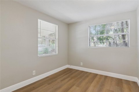 Villa ou maison à vendre à Apopka, Floride: 4 chambres, 127.09 m2 № 2288100 - photo 30