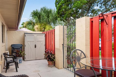 Villa ou maison à vendre à Winter Haven, Floride: 2 chambres, 105.82 m2 № 2220417 - photo 5