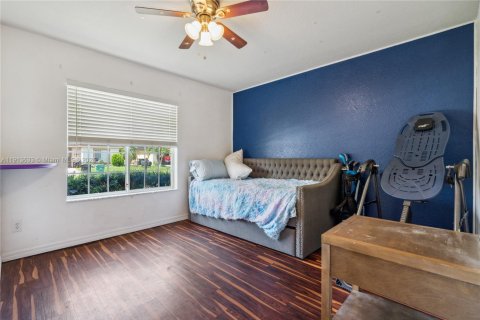 Casa en venta en Port St. Lucie, Florida, 3 dormitorios, 170.66 m2 № 1968896 - foto 28