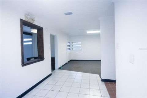 Commercial property in Haines City, Florida 117.06 sq.m. № 2098537 - photo 13