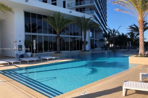 Condo in North Miami Beach, Florida, 2 bedrooms  № 1753291 - photo 18
