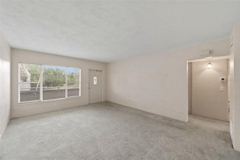 Condo in Clearwater, Florida, 2 bedrooms № 2378159 - photo 5