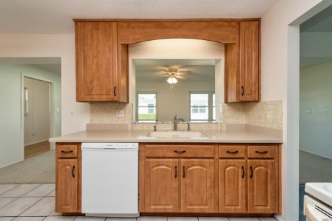 Villa ou maison à vendre à Pinellas Park, Floride: 2 chambres, 146.41 m2 № 2105488 - photo 9