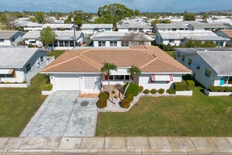 Villa ou maison à vendre à Pinellas Park, Floride: 2 chambres, 146.41 m2 № 2105488 - photo 26