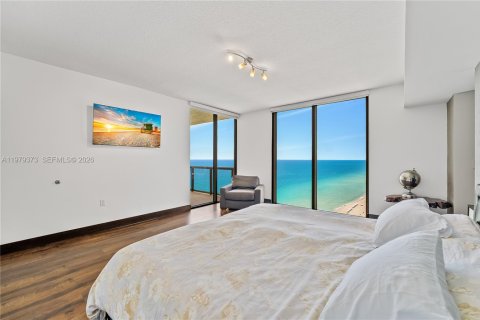 Copropriété à vendre à Sunny Isles Beach, Floride: 3 chambres, 221.39 m2 № 2046348 - photo 16