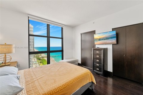 Copropriété à vendre à Sunny Isles Beach, Floride: 3 chambres, 221.39 m2 № 2046348 - photo 28