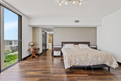 Copropriété à vendre à Sunny Isles Beach, Floride: 3 chambres, 221.39 m2 № 2046348 - photo 19