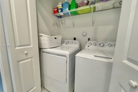 Condominio en alquiler en Doral, Florida, 3 dormitorios, 149.02 m2 № 2030621 - foto 21