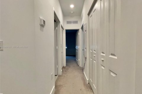 Condominio en alquiler en Doral, Florida, 3 dormitorios, 149.02 m2 № 2030621 - foto 20