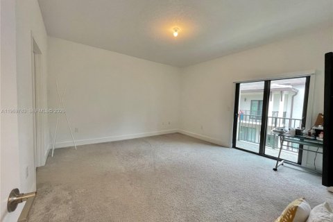Condominio en alquiler en Doral, Florida, 3 dormitorios, 149.02 m2 № 2030621 - foto 10